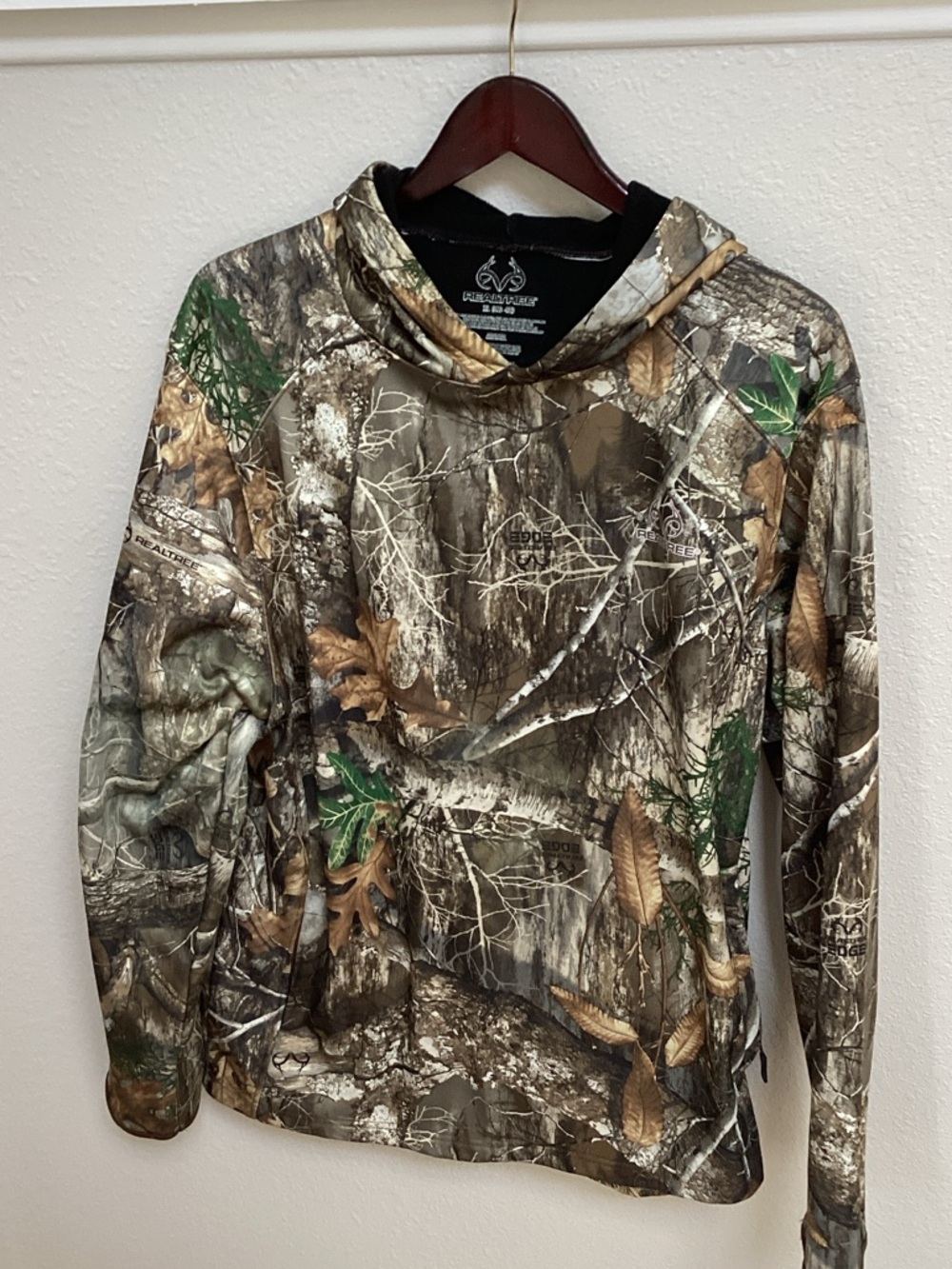 Realtree Hooded Camo Pullover in Green, Brown, Tan